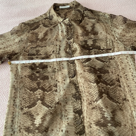 Equipment Sheer Snakeskin Blouse - Picture 10 of 10